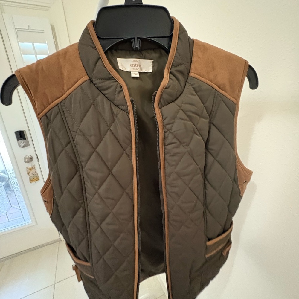 Entro Olive and Brown Quilted Vest